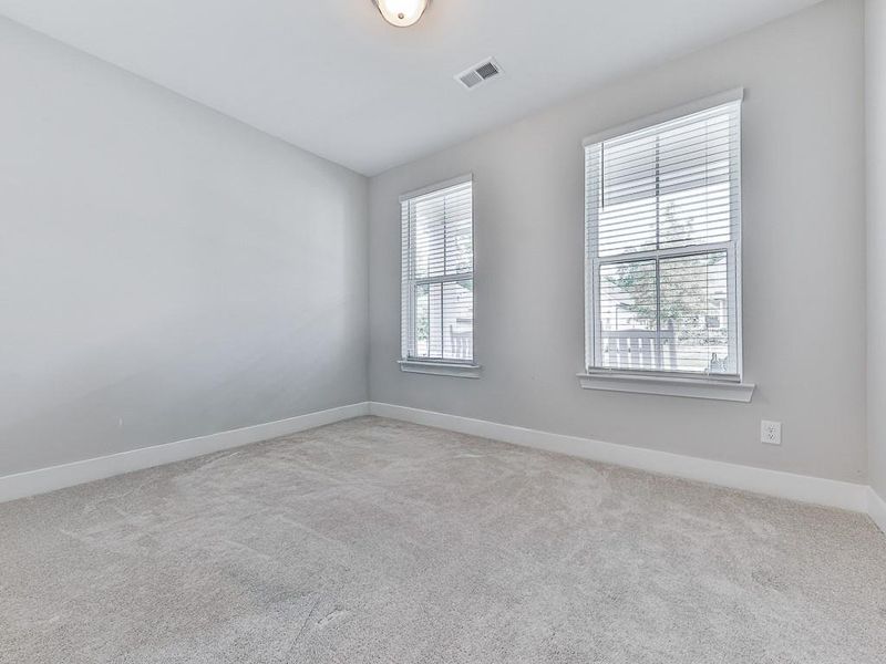 Spacious, unfurnished interior of a new home in Glenhaven at Ridgewalk, Woodstock (Image 42).