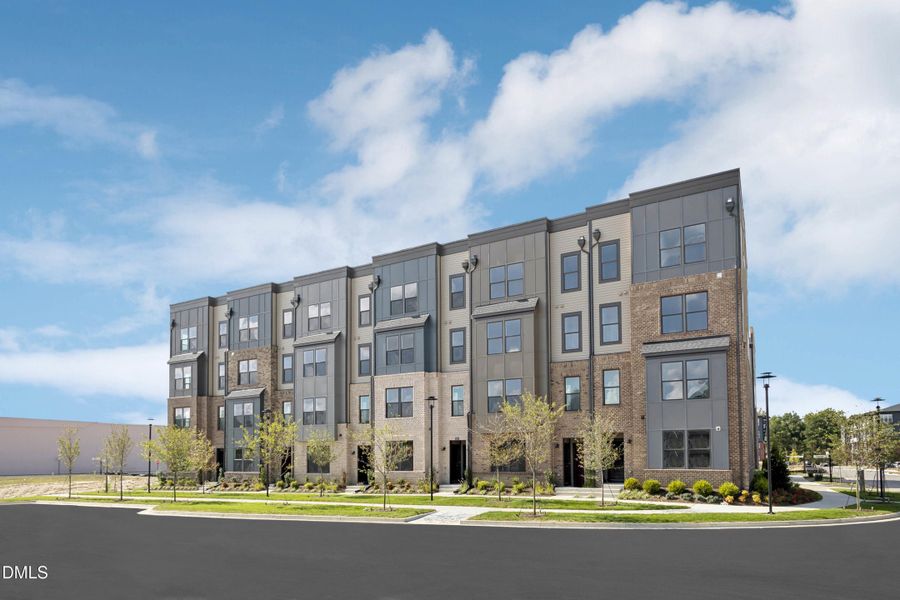 P_RIC_VVC_Tessa_Julianne_EXT_3QF