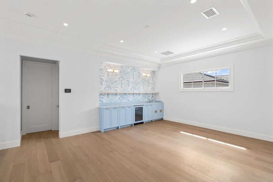 Spacious, unfurnished interior of a new home in , Jupiter (Image 20). Spacious, unfurnished interior of a new home in , Jupiter (Image 20).