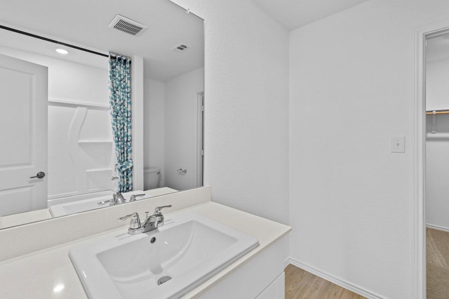 Furnished interior view inside a new home in Schriber Ranch, Mustang Ridge (Image 5).