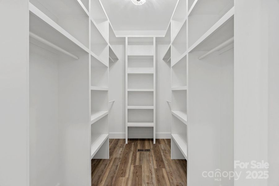 Spacious, unfurnished interior of a new home in , Asheville (Image 20).