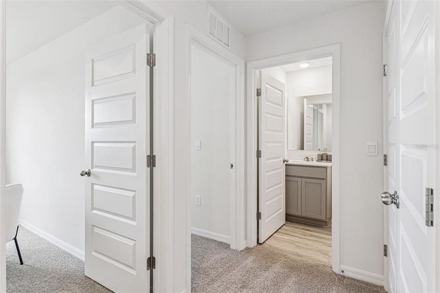 Image 25 of a home in Danbury at Ridgewood Lakes.