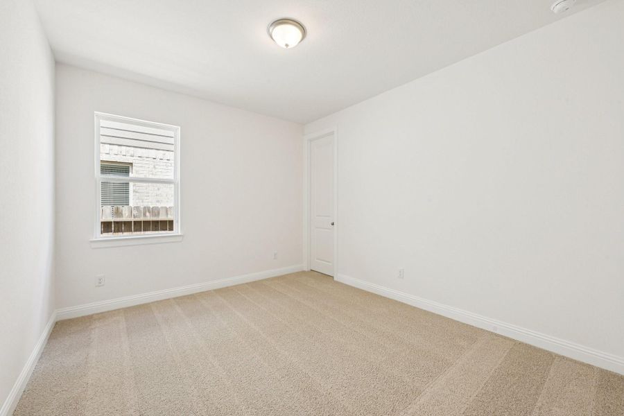 Spacious, unfurnished interior of a new home in Evergreen 55', Conroe (Image 22).