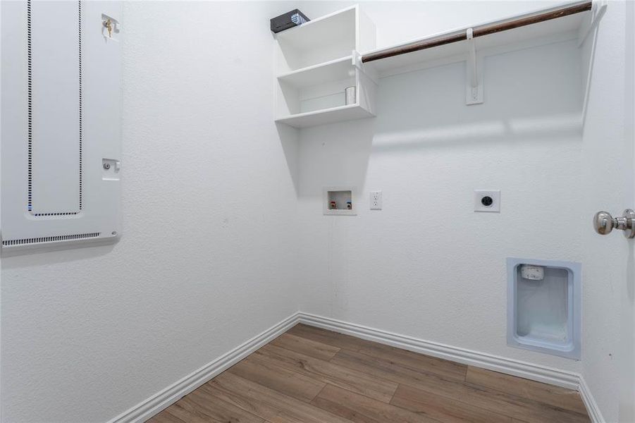 Image 38 of a home in .