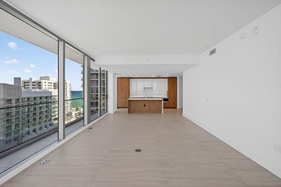 Spacious, unfurnished interior of a new home in , Fort Lauderdale (Image 27). Spacious, unfurnished interior of a new home in , Fort Lauderdale (Image 27).