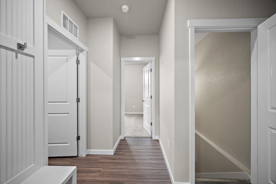 Spacious, unfurnished interior of a new home in Ridge at Lorson Ranch, Colorado Springs (Image 28).