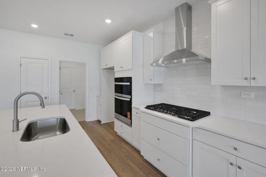 Furnished interior view inside a new home in Jennings Farm, Middleburg (Image 7).