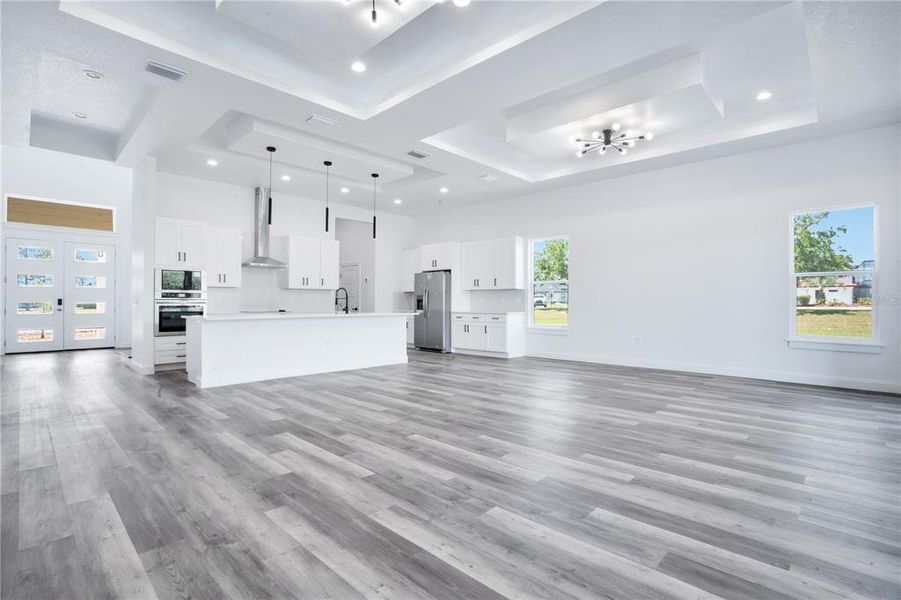 Spacious, unfurnished interior of a new home in , Lake Alfred (Image 21).