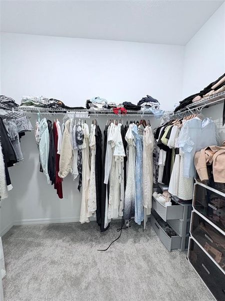 Close-up of interior finishes inside a home in Storey Creek, Kissimmee (Image 19). Close-up of interior finishes inside a home in Storey Creek, Kissimmee (Image 19).