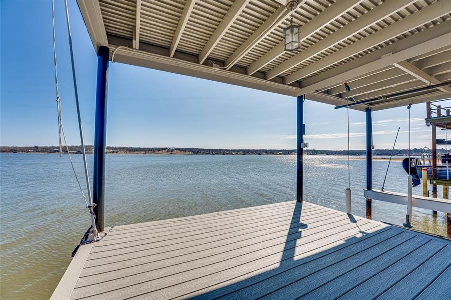 Community amenities in , Eustace (Image 33).