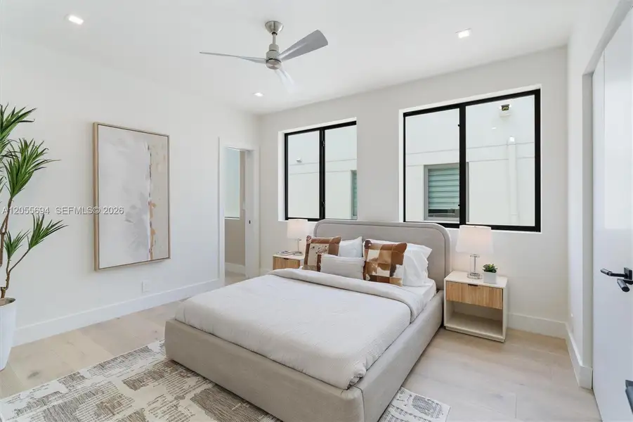 Furnished interior view inside a new home in , Fort Lauderdale (Image 7).