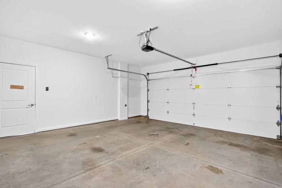 Spacious, unfurnished interior of a new home in , Cumming (Image 15).