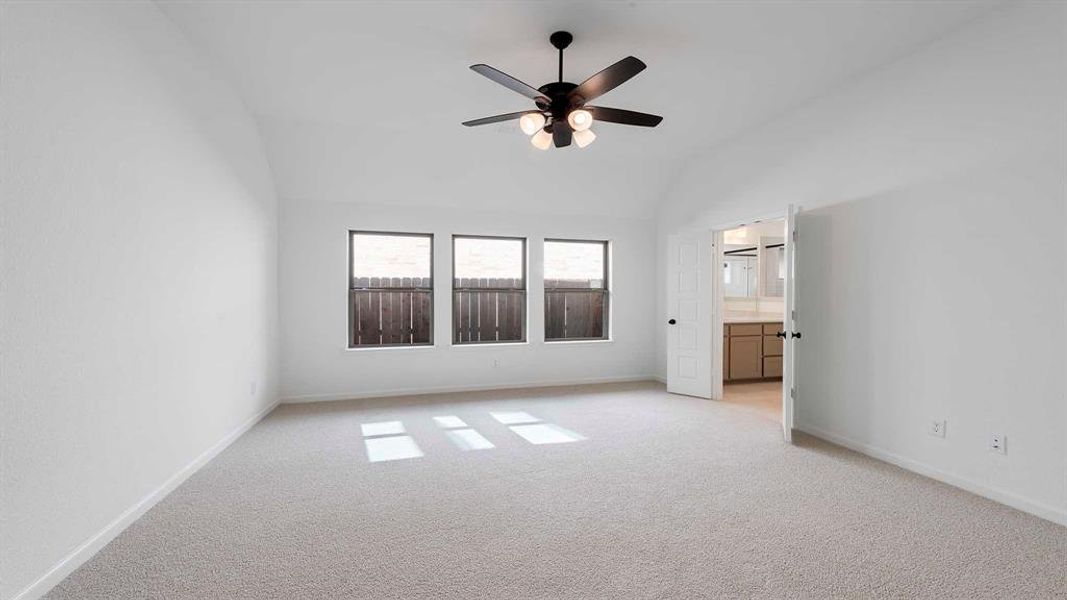 Spacious, unfurnished interior of a new home in Avondale, Fate (Image 15).