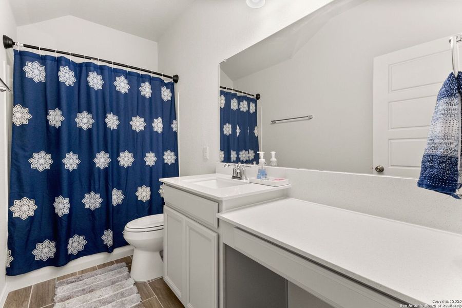 Furnished interior view inside a new home in Lily Springs, Seguin (Image 9).