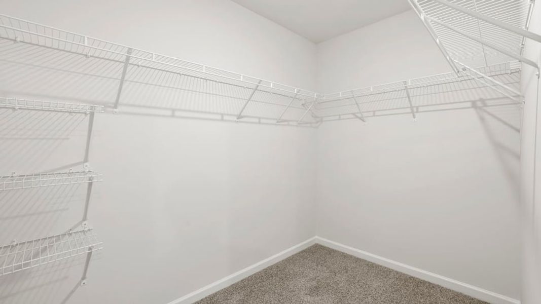 Spacious, unfurnished interior of a new home in Durbin Meadows Traditions, Fountain Inn (Image 36).