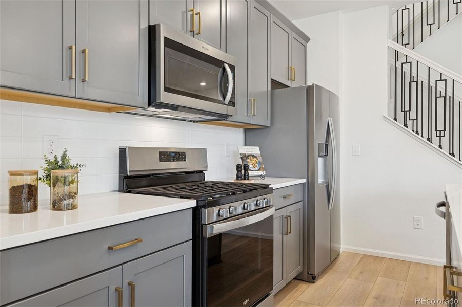 Main Level: Kitchen Main Level: Kitchen