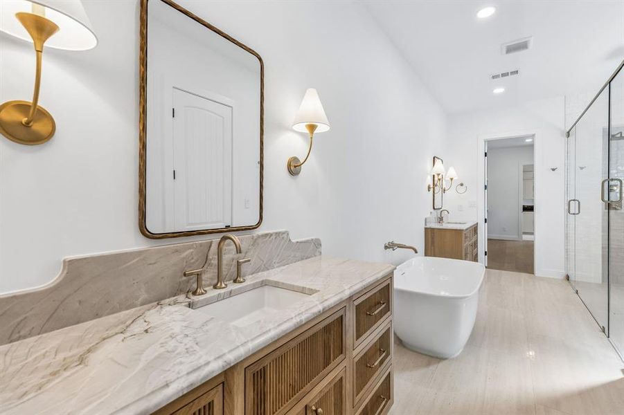 Furnished interior view inside a new home in , Dallas (Image 8).