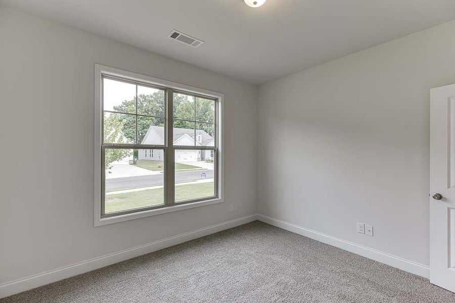 Spacious, unfurnished interior of a new home in , Jefferson (Image 22).