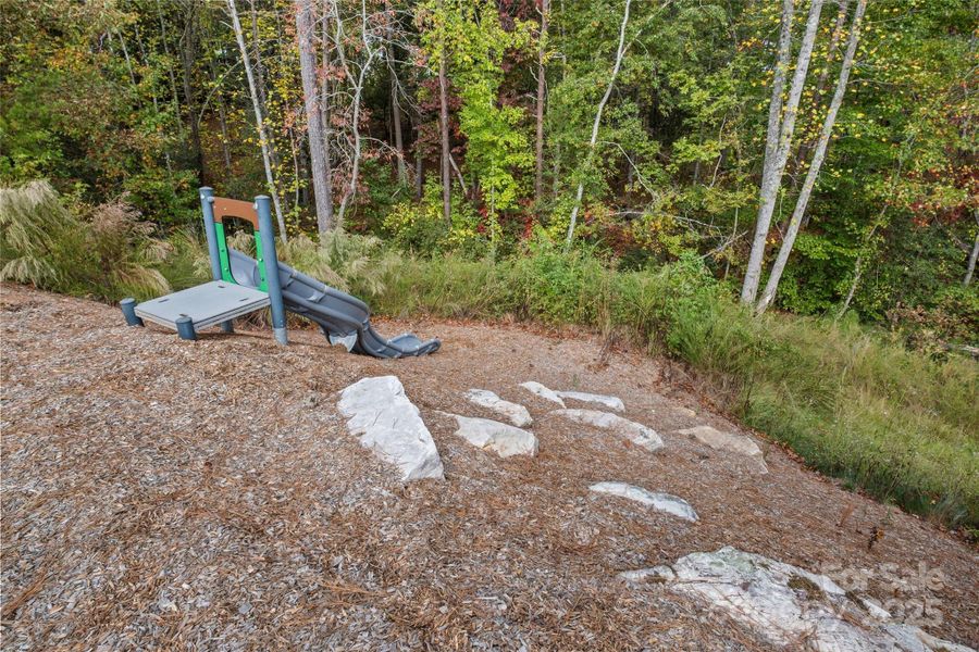 Community amenities in , Granite Falls (Image 16). Community amenities in , Granite Falls (Image 16).