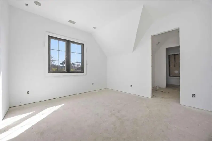 Spacious, unfurnished interior of a new home in , Buford (Image 16).