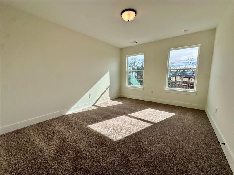 Spacious, unfurnished interior of a new home in Twin Lakes, Hoschton (Image 20).