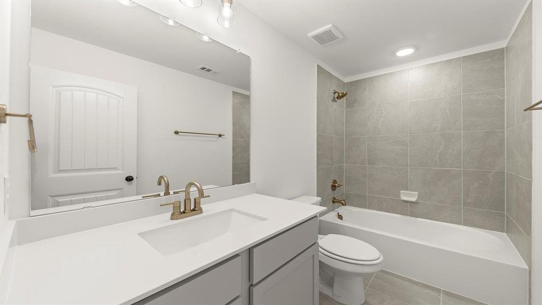 23. 2927 Wagoner - 3RD Bath 23. 2927 Wagoner - 3RD Bath