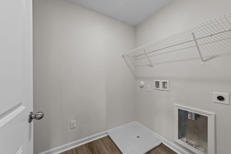 Spacious, unfurnished interior of a new home in Neill's Pointe, Angier (Image 36).