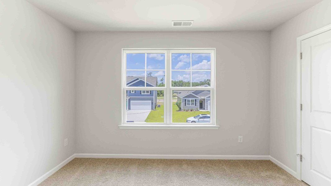 Spacious, unfurnished interior of a new home in Bella Point, Bolivia (Image 30).