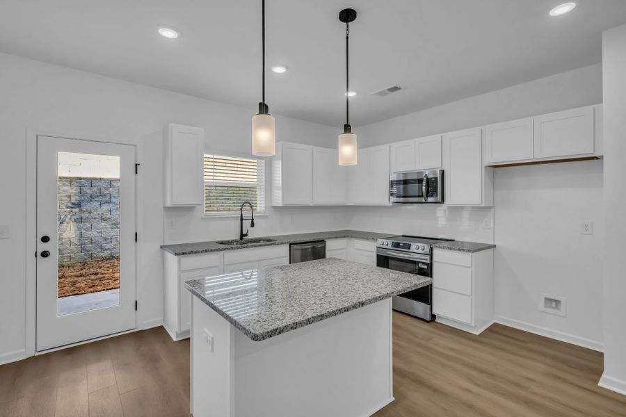 Furnished interior view inside a new home in Ironhorse, Dickson (Image 19).