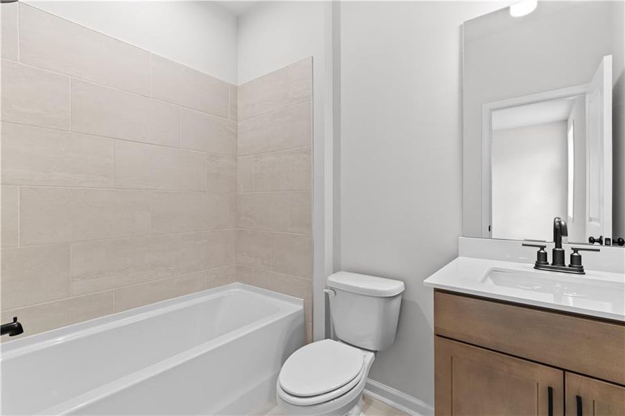 Image 44 of a home in Acacia.