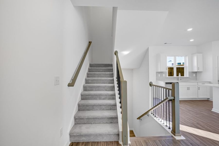 Spacious, unfurnished interior of a new home in Chandler Run, Tucker (Image 24).