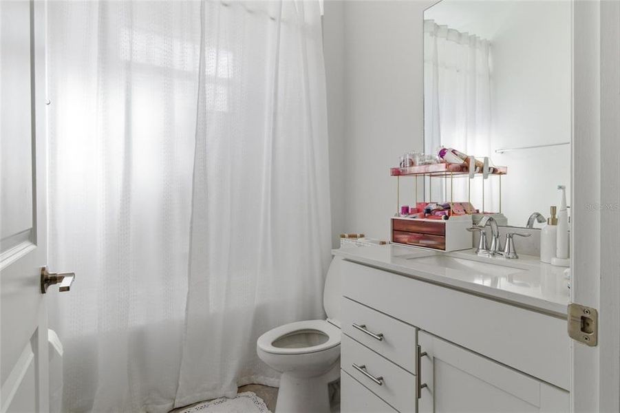 Furnished interior view inside a new home in , Bradenton (Image 32).