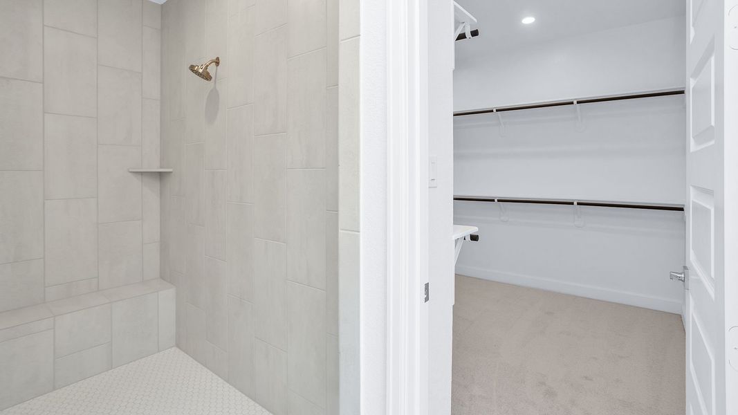 Close-up of interior finishes inside a home in Riceland, Mont Belvieu (Image 11).