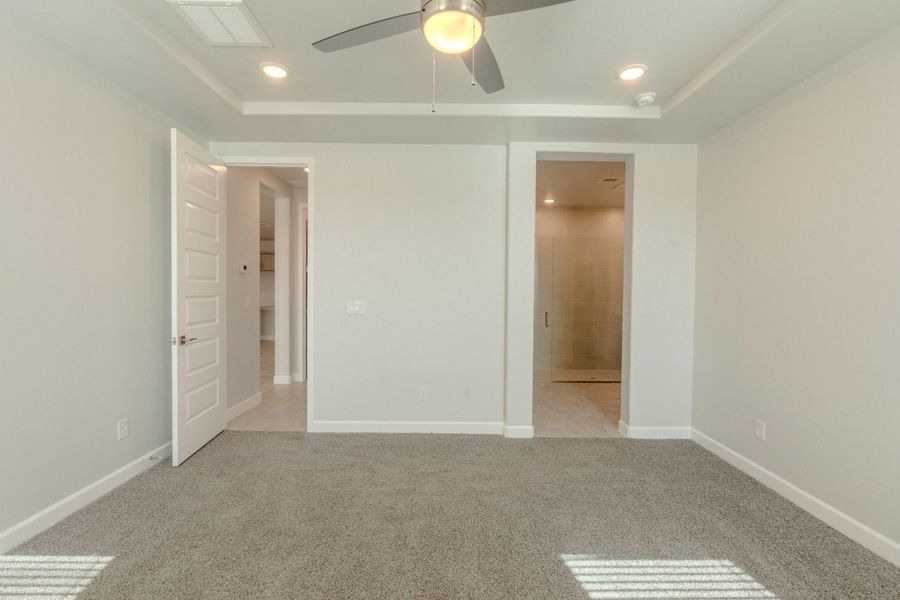 Spacious, unfurnished interior of a new home in Paseo Del Este, El Paso (Image 25).