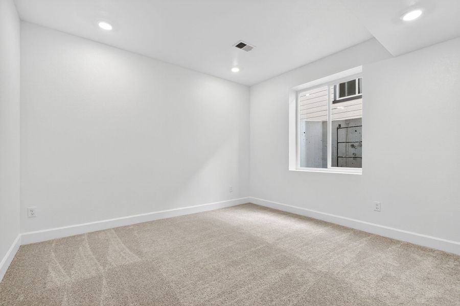 Spacious, unfurnished interior of a new home in Trailstone, Arvada (Image 27). Spacious, unfurnished interior of a new home in Trailstone, Arvada (Image 27).