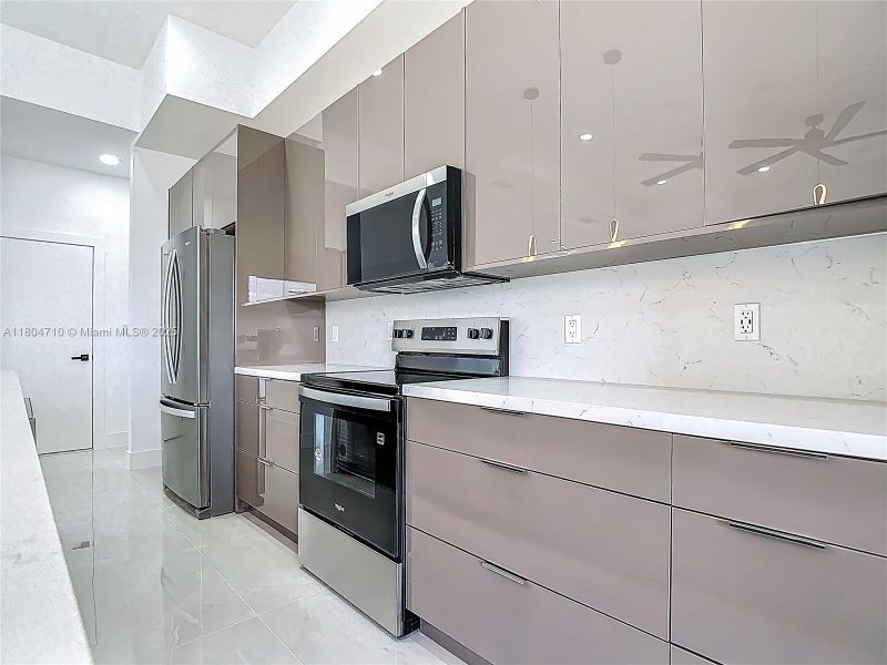 Furnished interior view inside a new home in , Cape Coral (Image 6). Furnished interior view inside a new home in , Cape Coral (Image 6).