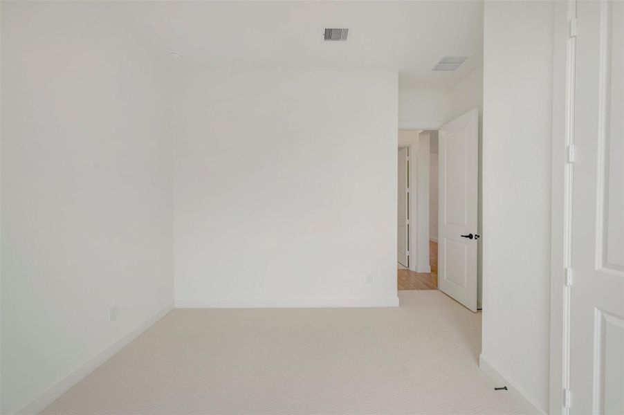 Spacious, unfurnished interior of a new home in Kresston - Enclave Collection, Montgomery (Image 23). Spacious, unfurnished interior of a new home in Kresston - Enclave Collection, Montgomery (Image 23).