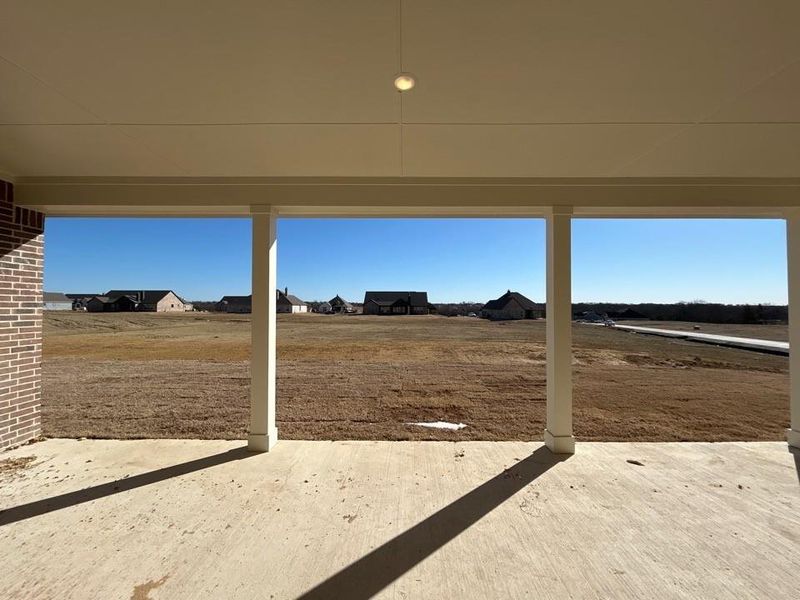 Exterior details and patio area of a home in Creekview Addition, Van Alstyne (Image 3).