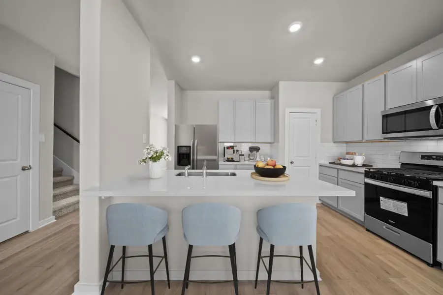 Furnished interior view inside a new home in Laurel Landing, Alvin (Image 8).