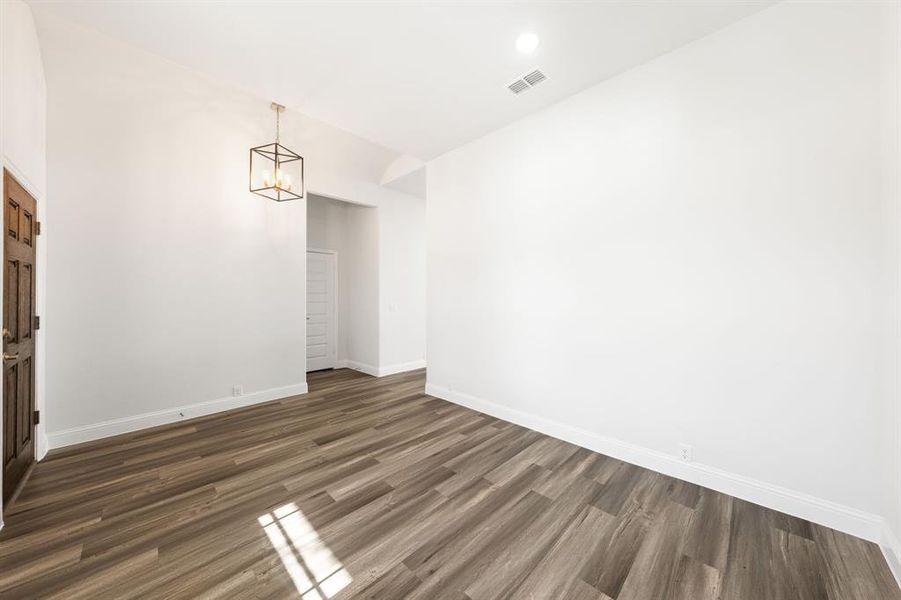 Spacious, unfurnished interior of a new home in , Venus (Image 18). Spacious, unfurnished interior of a new home in , Venus (Image 18).