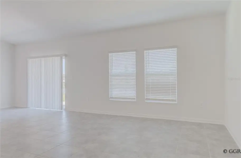 Spacious, unfurnished interior of a new home in Knightsbridge, Kissimmee (Image 15). Spacious, unfurnished interior of a new home in Knightsbridge, Kissimmee (Image 15).