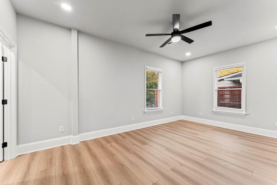 Spacious, unfurnished interior of a new home in , Atlanta (Image 18). Spacious, unfurnished interior of a new home in , Atlanta (Image 18).