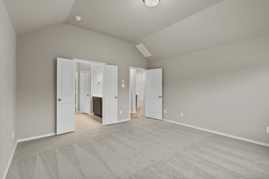 Spacious, unfurnished interior of a new home in The Highlands, Porter (Image 21).