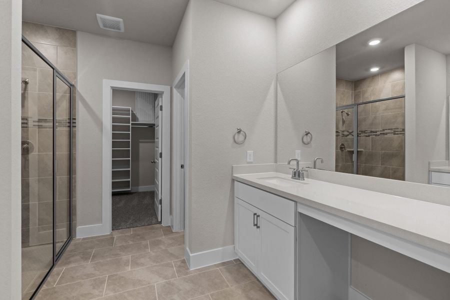 Representative furnished interior of a home built from the Majestic View II by View Homes in Skybrooke, Live Oak (Image 13).