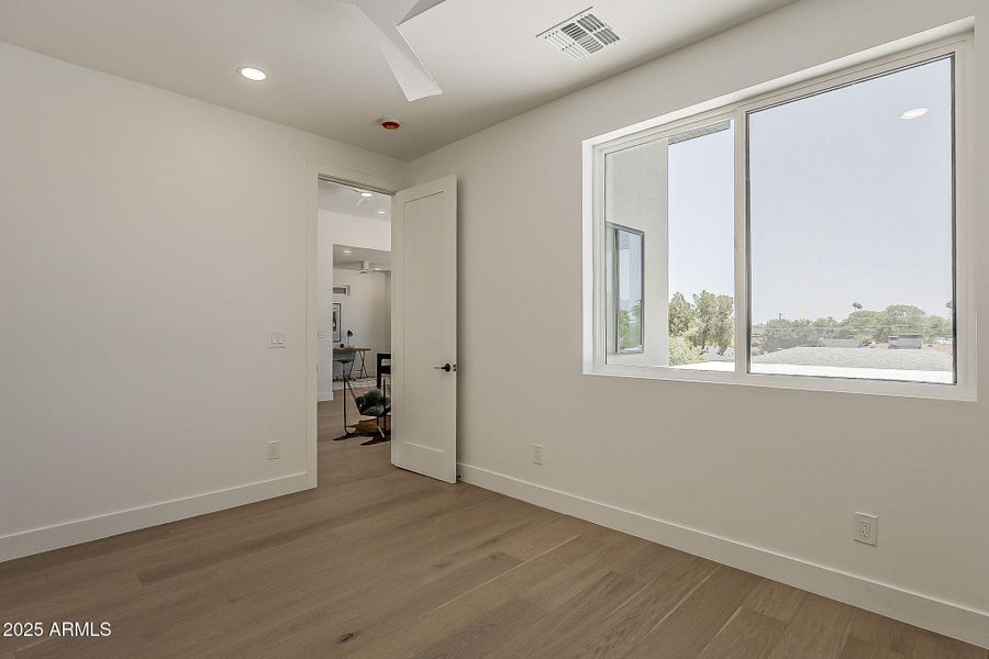 49-web-or-mls-Piccadilly-49 49-web-or-mls-Piccadilly-49