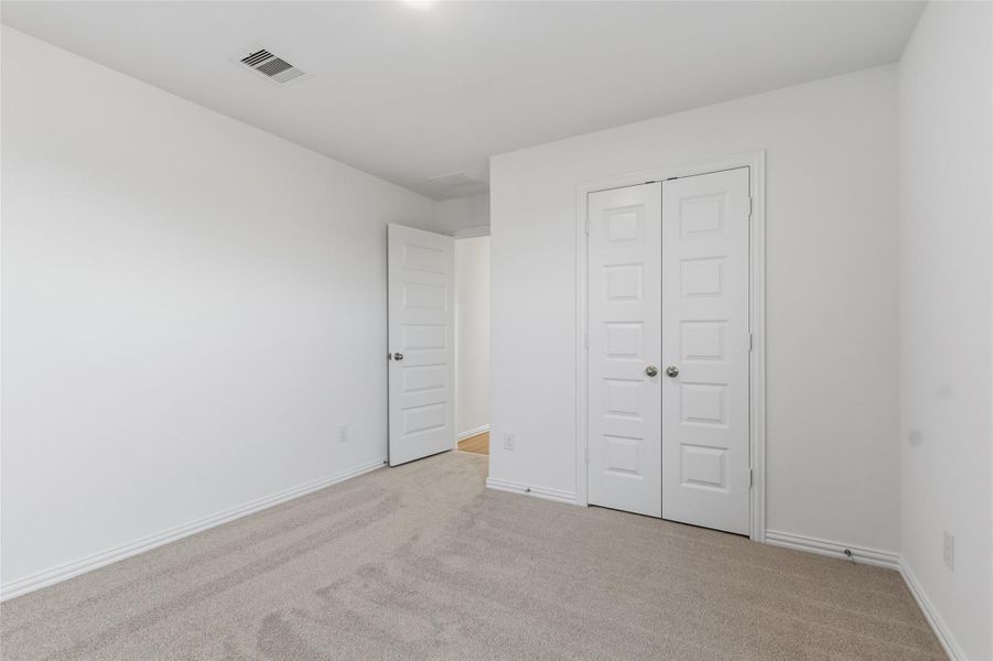 Spacious, unfurnished interior of a new home in Oakwood Estates, Waller (Image 35). Spacious, unfurnished interior of a new home in Oakwood Estates, Waller (Image 35).