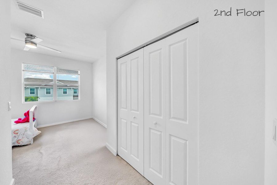 Spacious, unfurnished interior of a new home in , Port St. Lucie (Image 20).