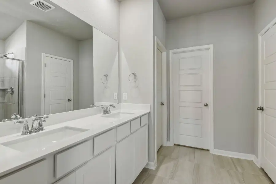 Photo is not of the actual home but is an inspirational photo of builder’s model home and may depict options, furnishings, and/or decorator features that are not included.