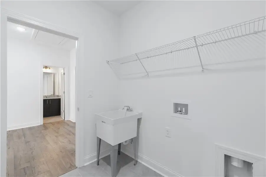 Spacious, unfurnished interior of a new home in , Buford (Image 18).