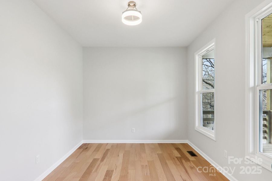 Spacious, unfurnished interior of a new home in , Candler (Image 31).
